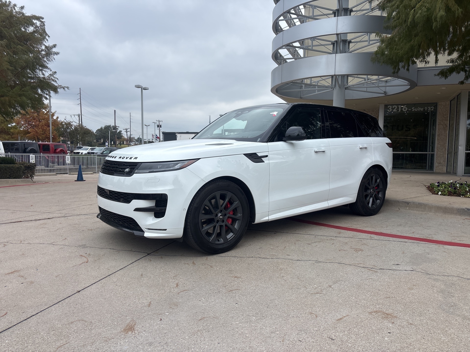 2025 Land Rover Range Rover Sport Dynamic SE's photo