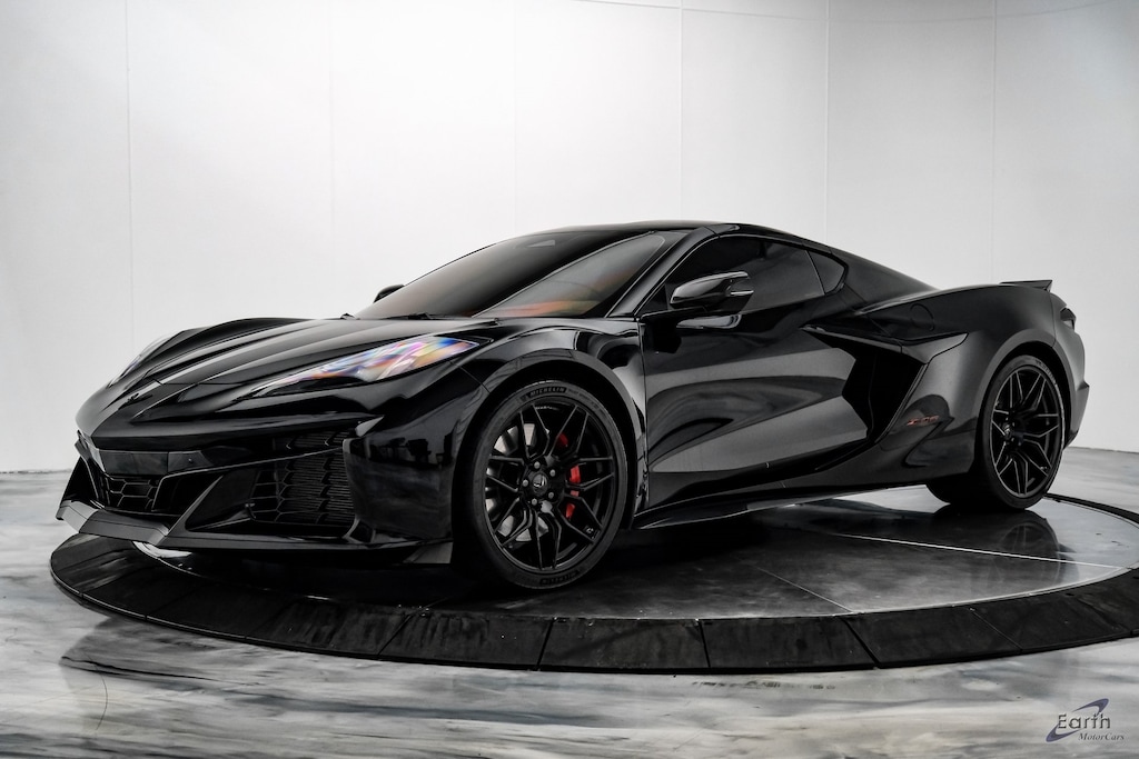 Used 2024 Chevrolet Corvette Z06 3LZ Front Lift Carbon Fiber Interior 2D Coupe