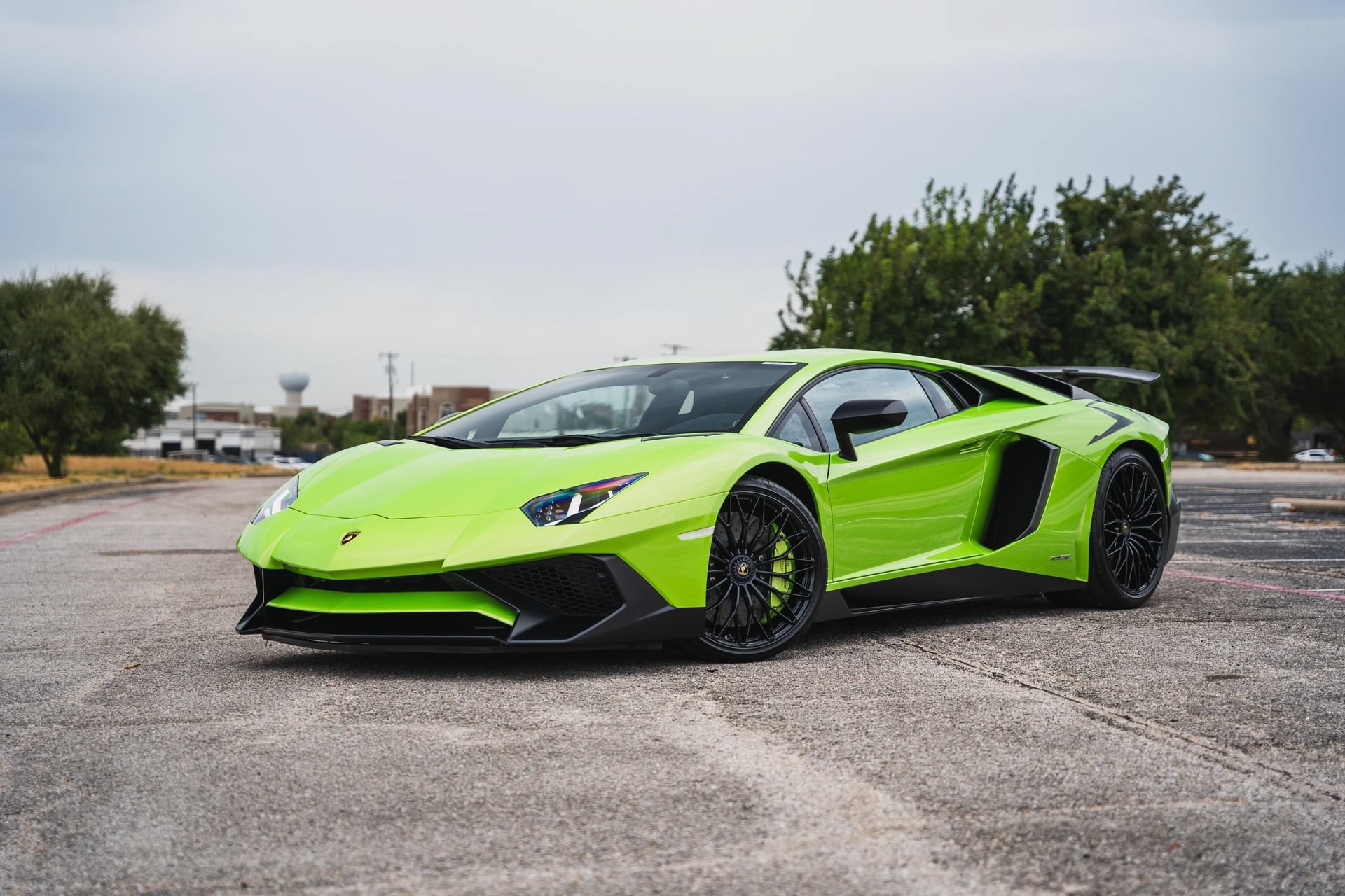 2016 Lamborghini Aventador