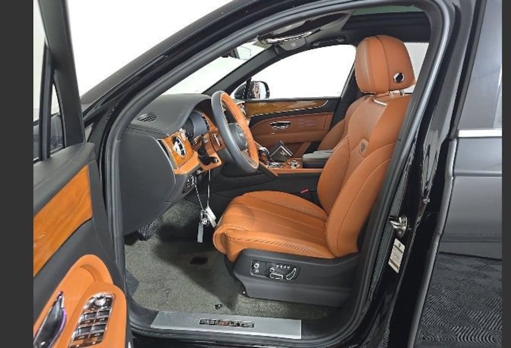 Used 2023 Bentley Bentayga EWB 4 Seat Configuration 4D Sport Utility