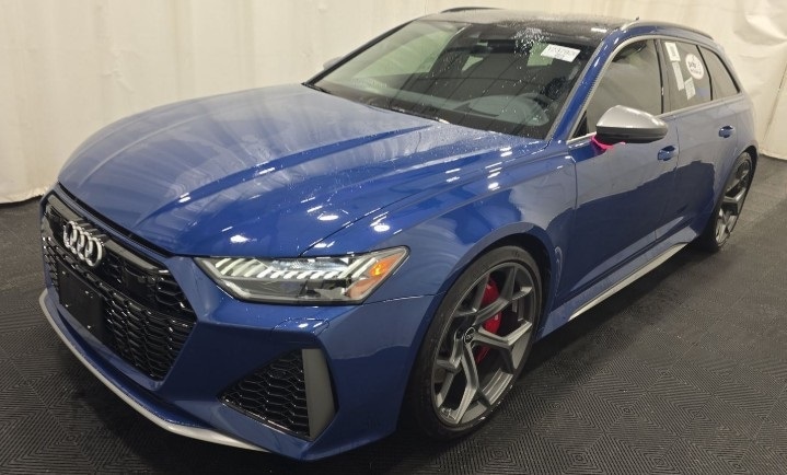 2025 Audi RS6 Avant performance's photo