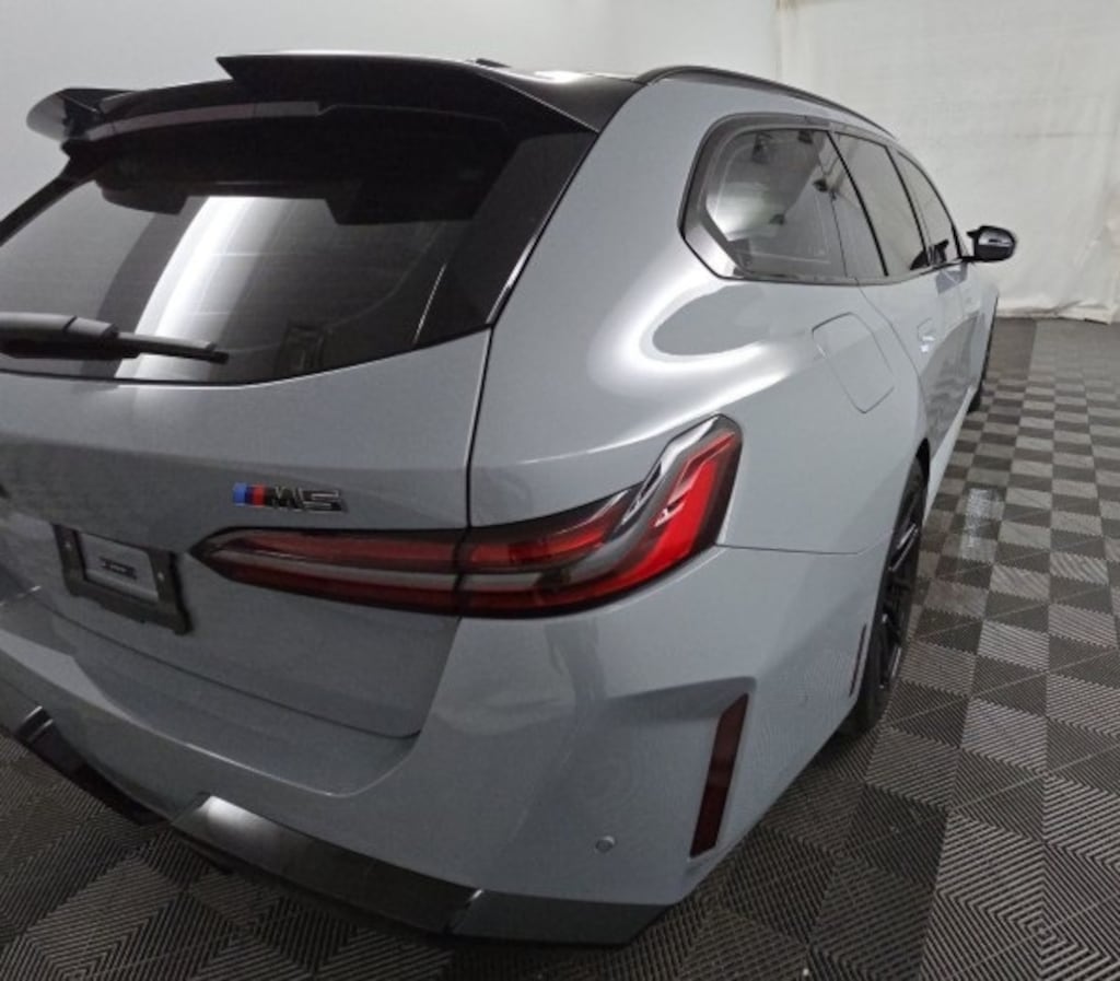 Used 2025 BMW M5 Touring Executive Driving Assist M Drive Pro 700-M 4D Wagon