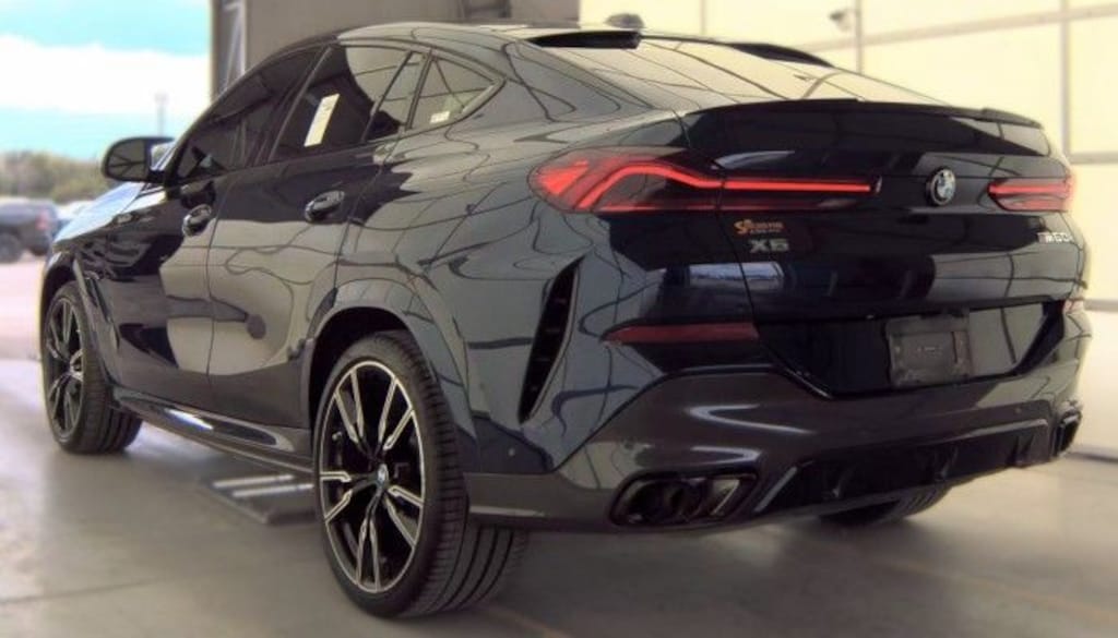 Used 2025 BMW X6 M60i M Sport Package Pro Carbon Fiber Trim $101k M 4D Sport Utility