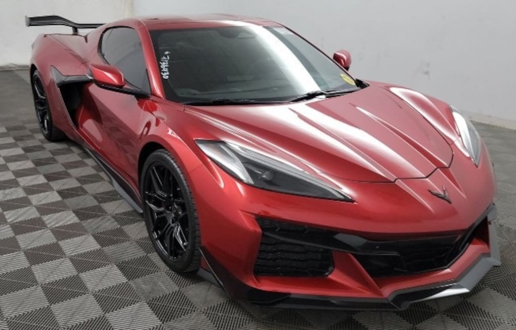 Used 2024 Chevrolet Corvette Z06 3LZ Carbon Aero Package Scrape Armor Grille 2D Coupe