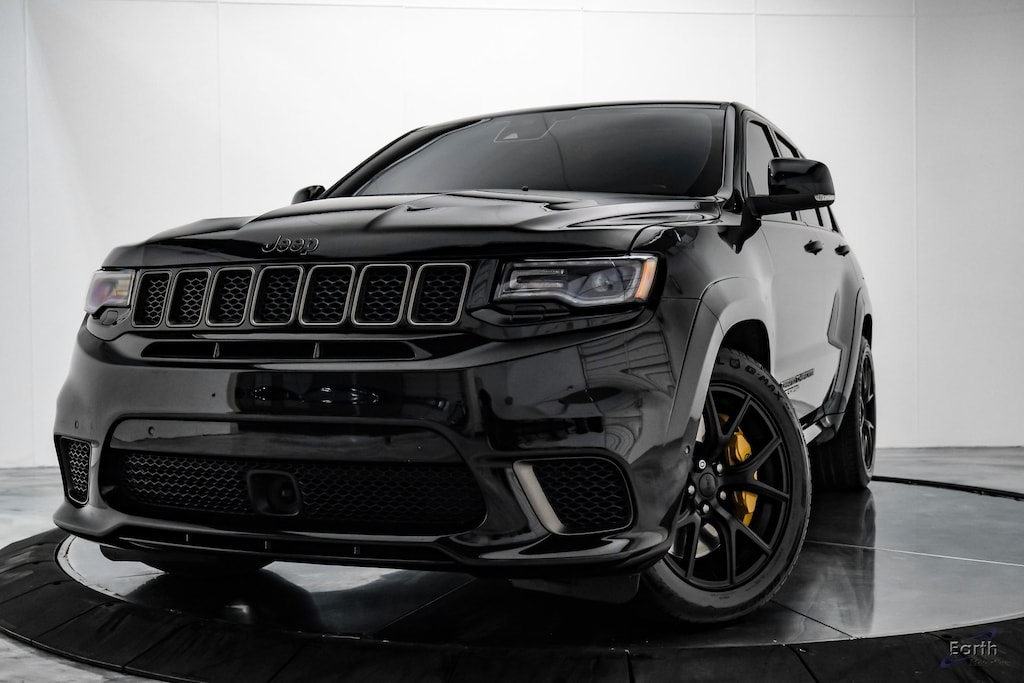 Used 2018 Jeep Grand Cherokee Trackhawk Signature Leather Dual-Pane Pano Moonroo 4D Sport Utility