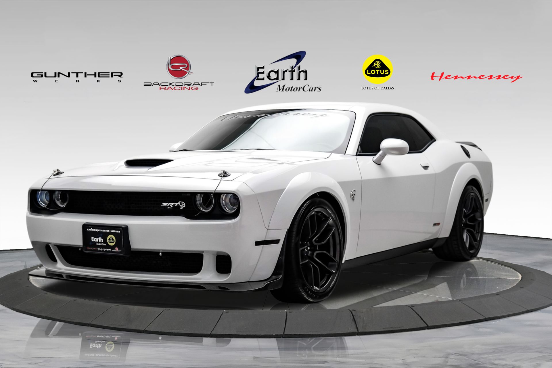 2018 Dodge Challenger SRT Hellcat Widebody's photo