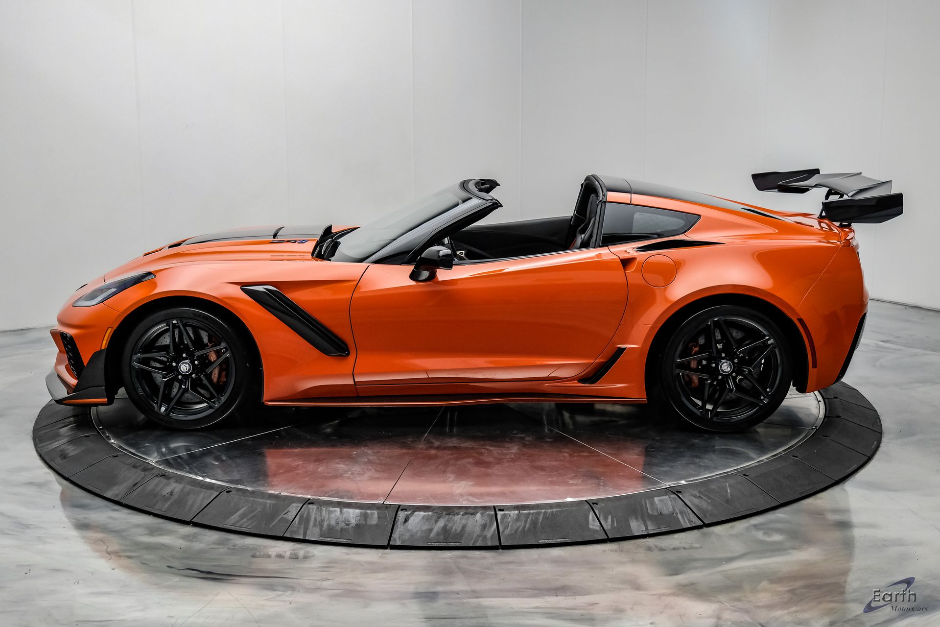 2019 Chevrolet Corvette 3ZR - Photo 9