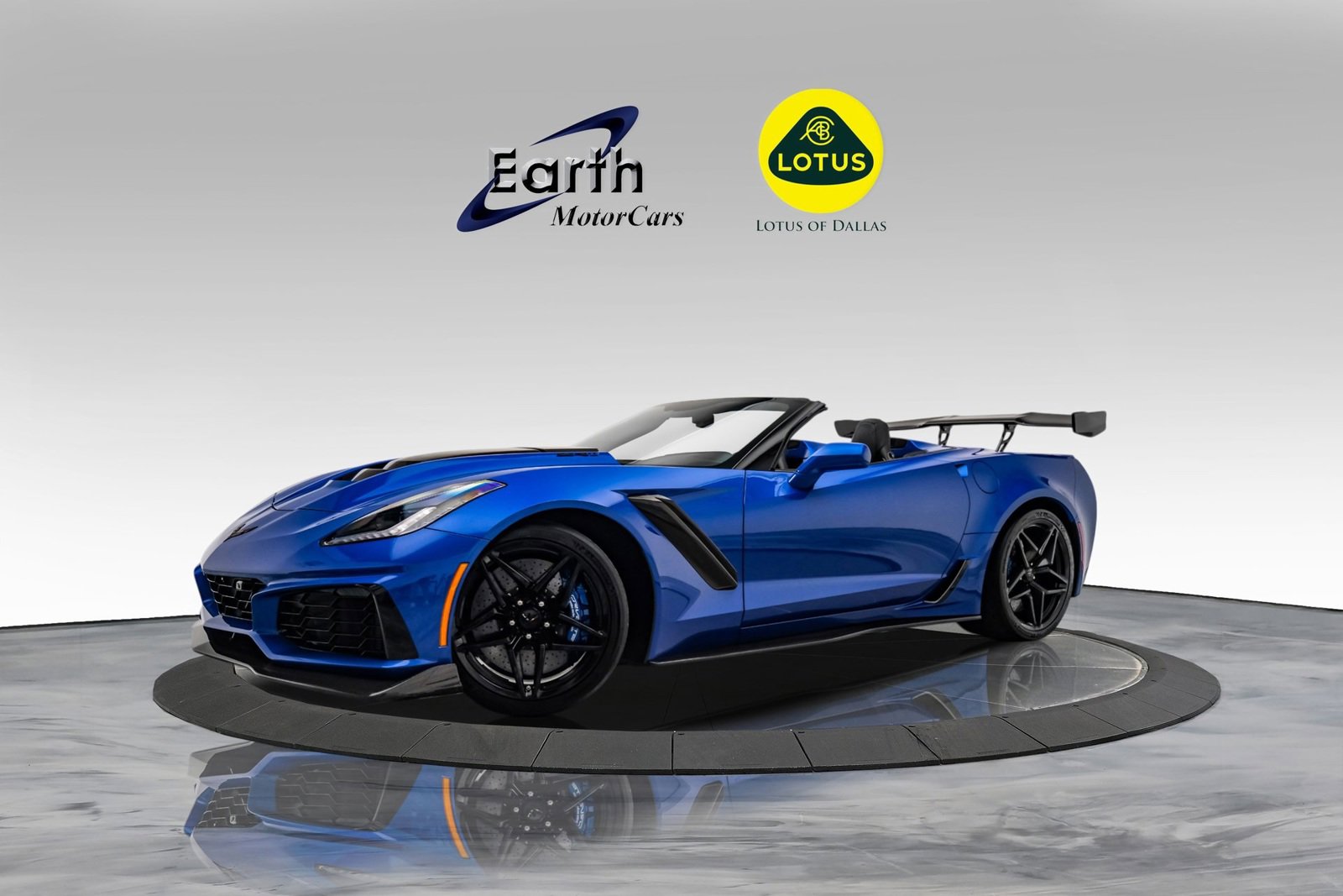 Full Hood & Fender + Mirror Kit | CHEVROLET CORVETTE ZR1 CONVERTIBLE 2019 Full Hood & Fender + Mirror Kit | CHEVROLET CORVETTE ZR1 CONVERTIBLE 2019