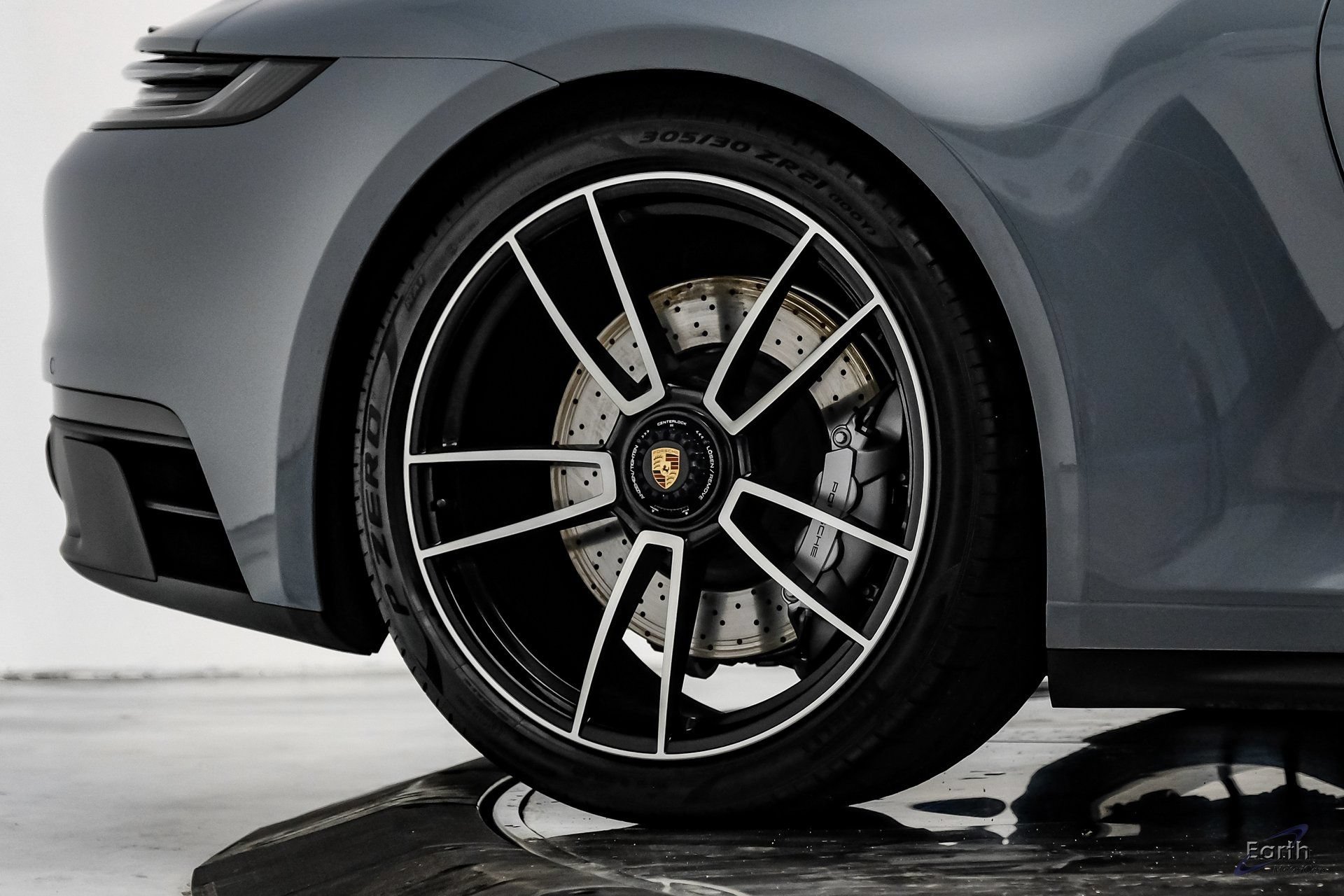 2024 Porsche 911 GTS - Photo 89