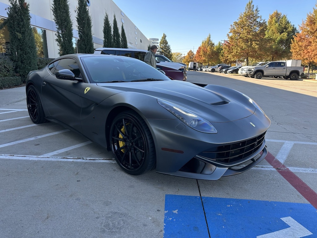 Used 2015 Ferrari F12 Berlinetta $439,962 MSRP Front Lift Tons of Carbon 2D Coupe