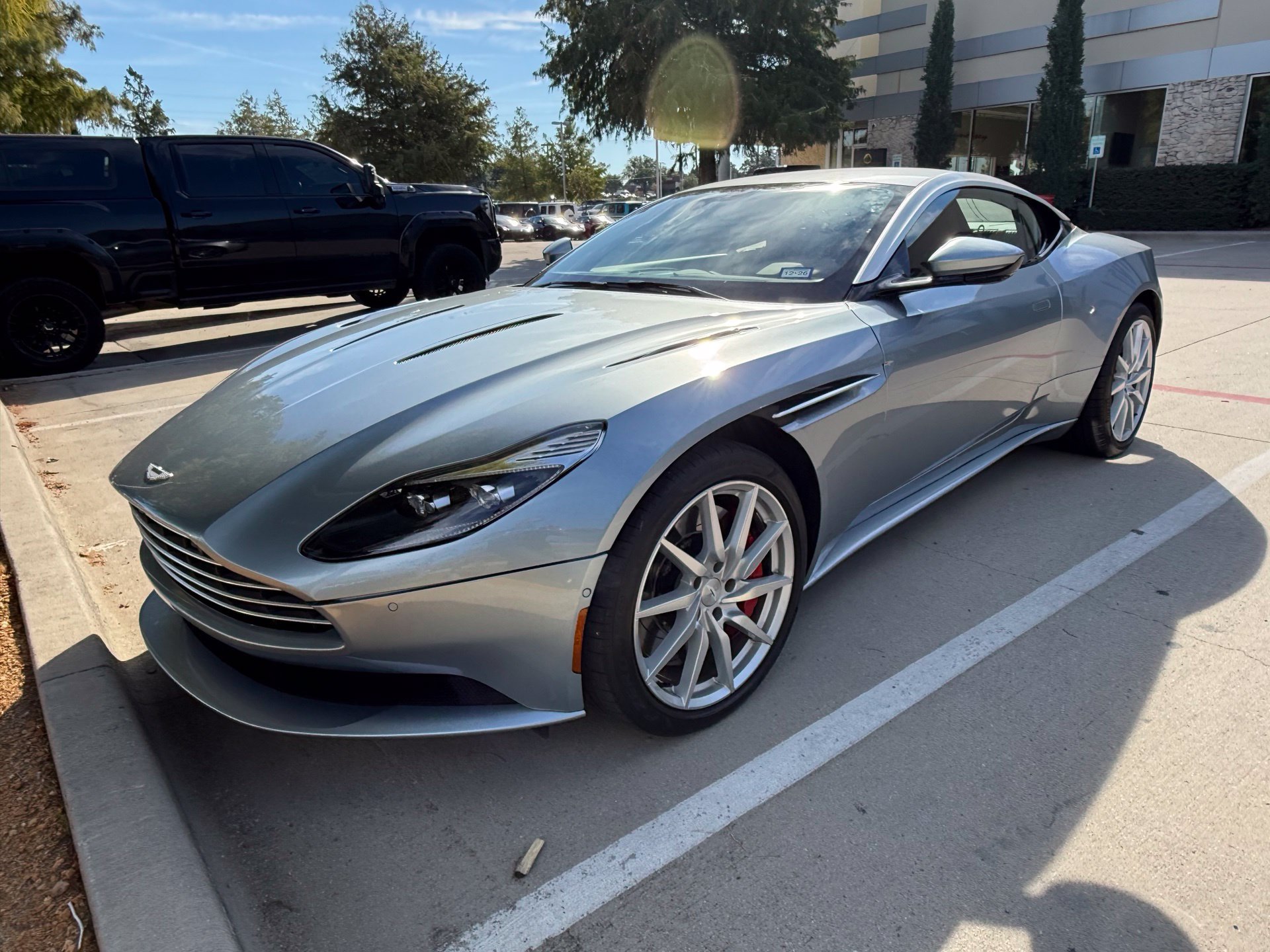 2018 Aston Martin DB11