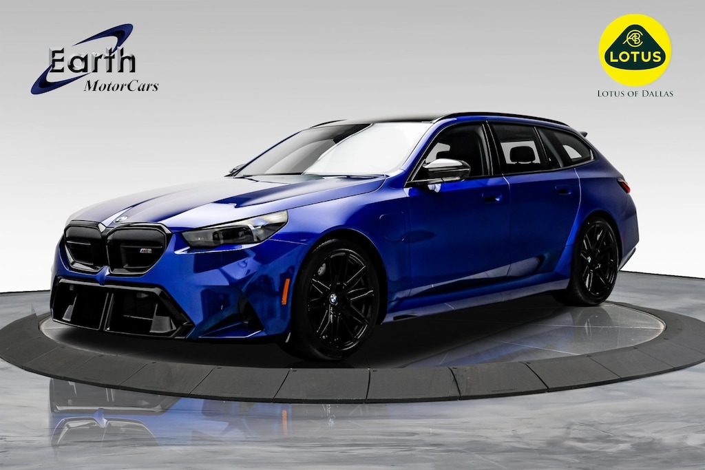 Used 2026 BMW M5 Touring Driving Assist Executive Pkg Carbon Fiber 4D Wagon