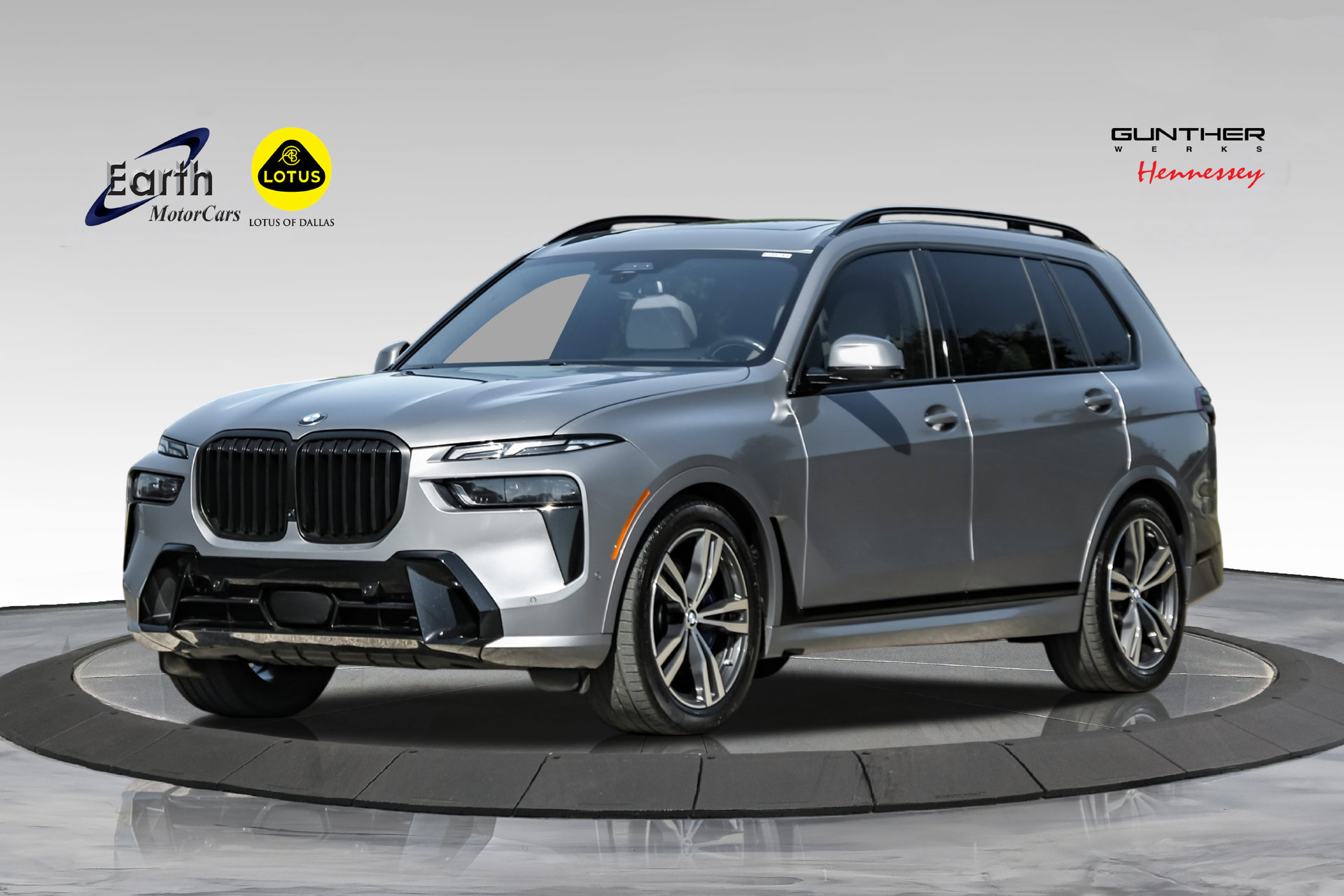 2023 BMW X7