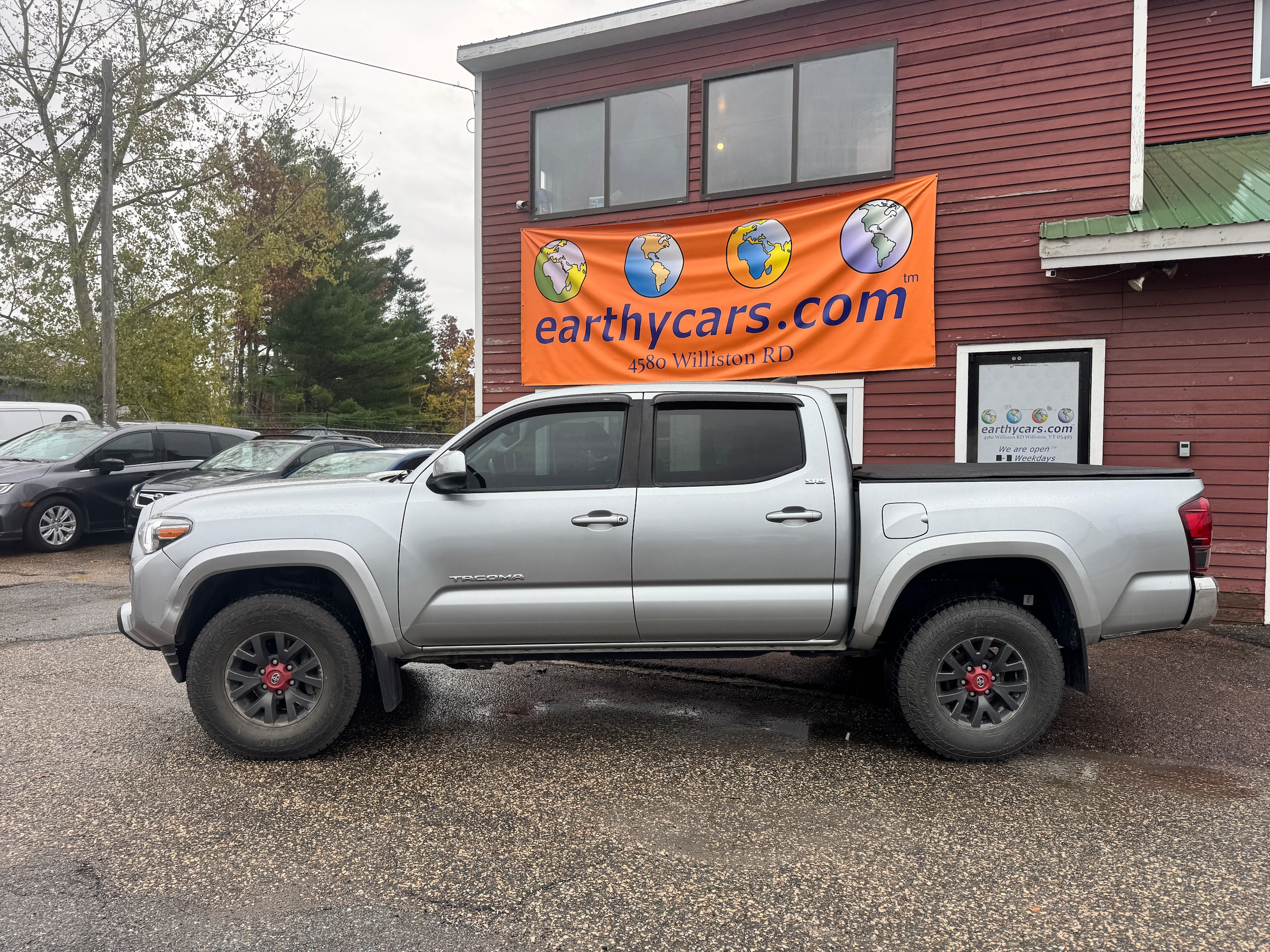 2022 Toyota Tacoma SR5 V6 photo 4