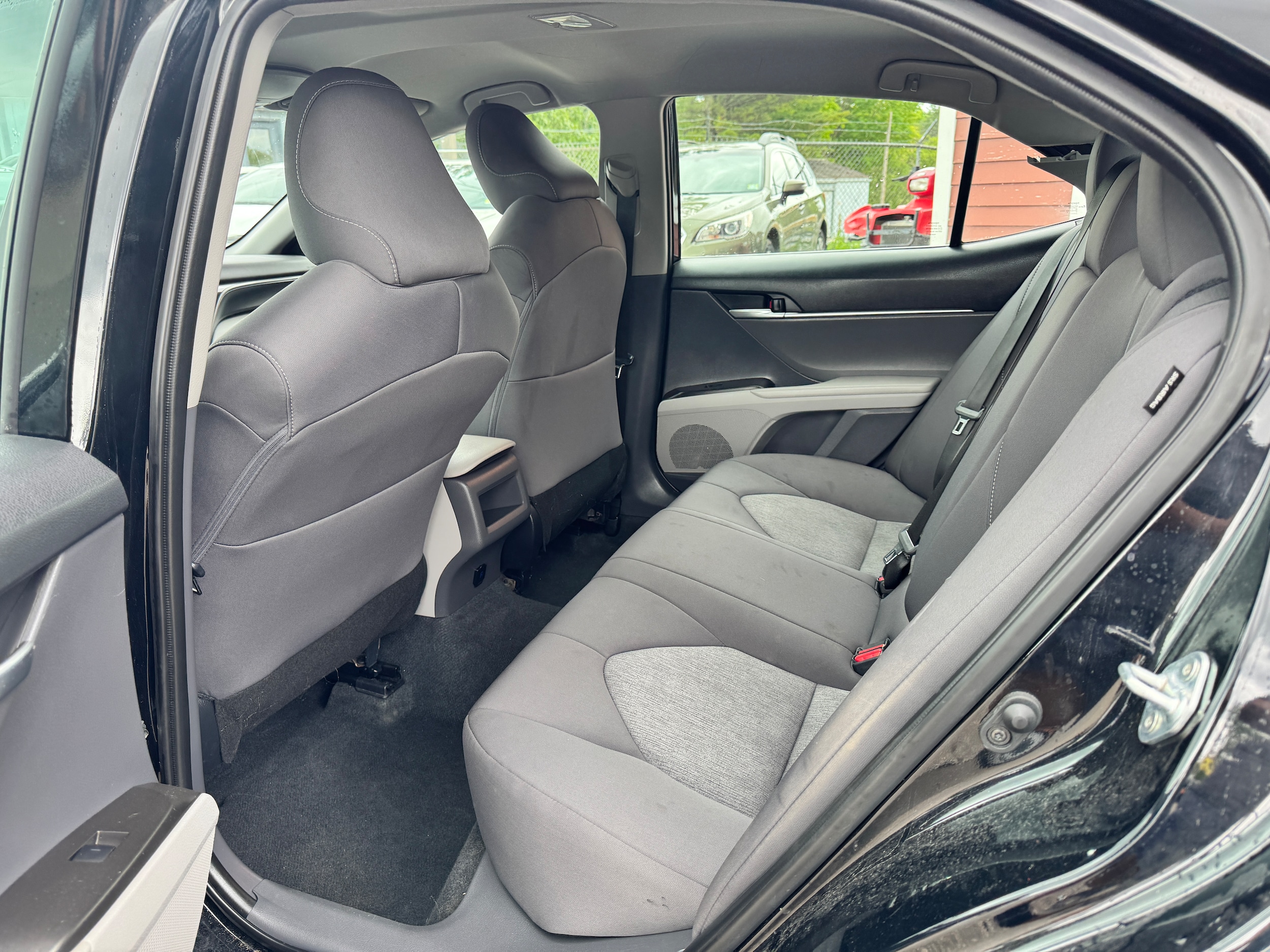 2024 Toyota Camry LE - Photo 10