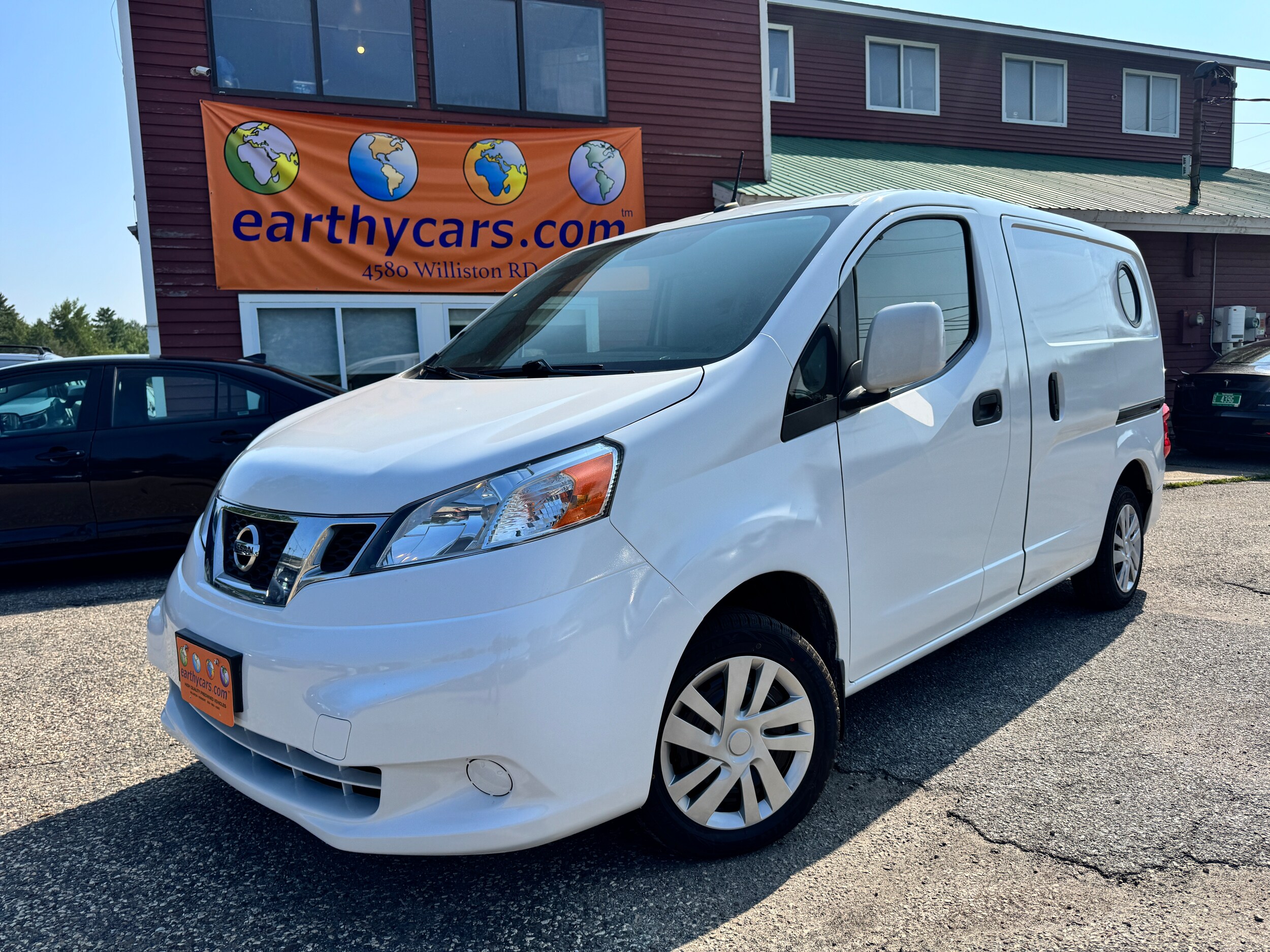 2017 Nissan NV200 S photo 3