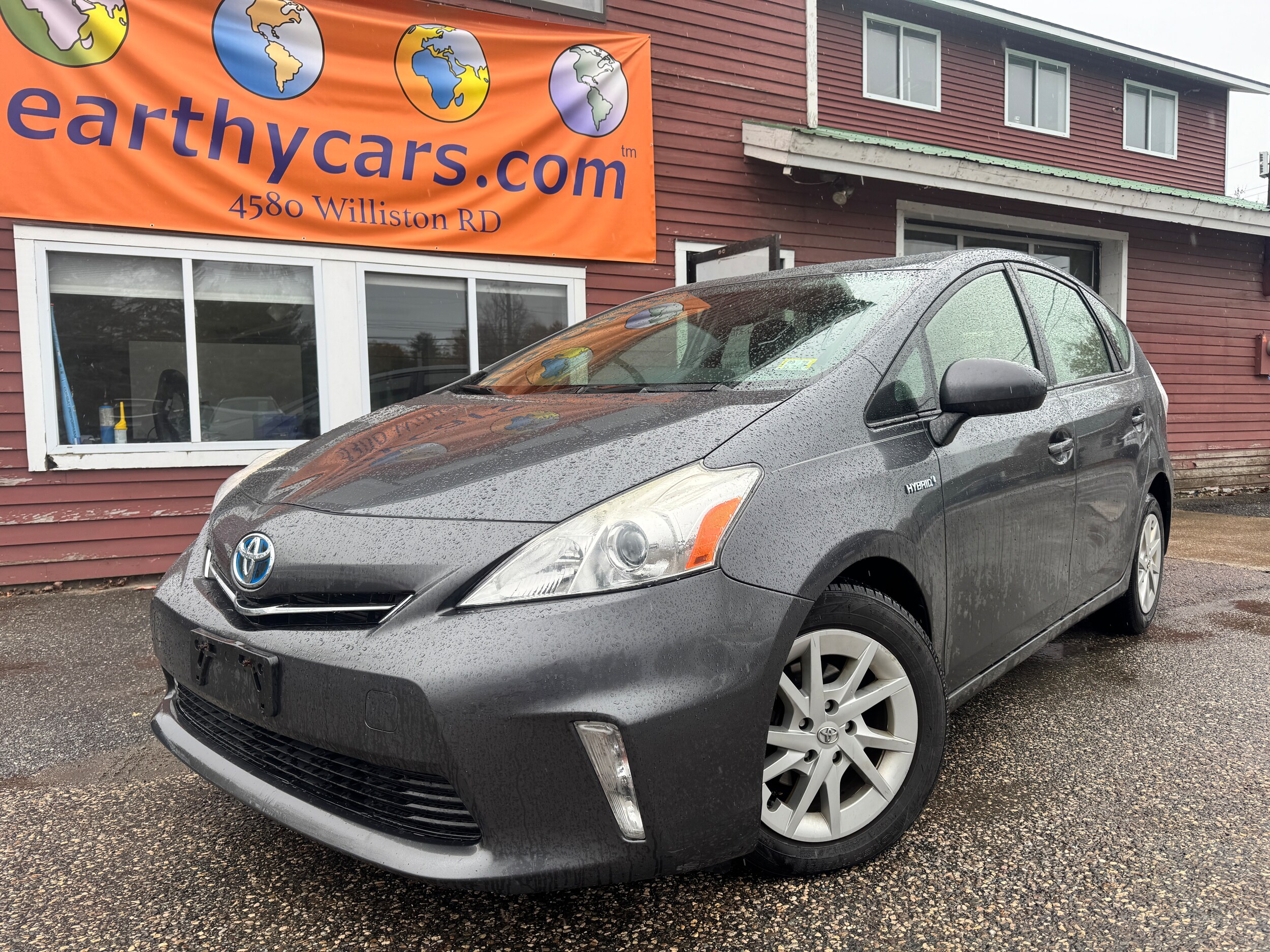2012 Toyota Prius V Three photo 3