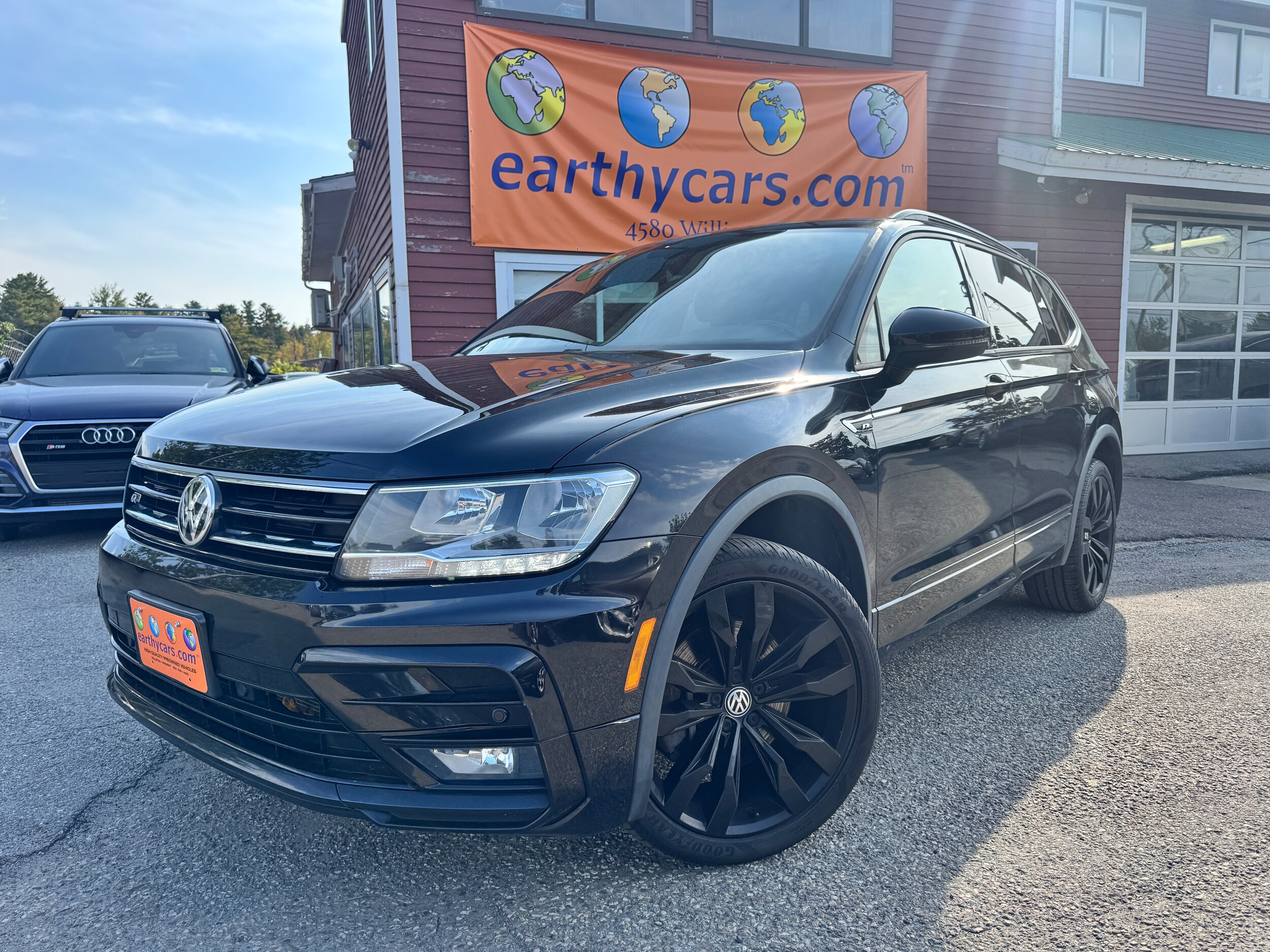 2021 Volkswagen Tiguan SE R-Line Black photo 2