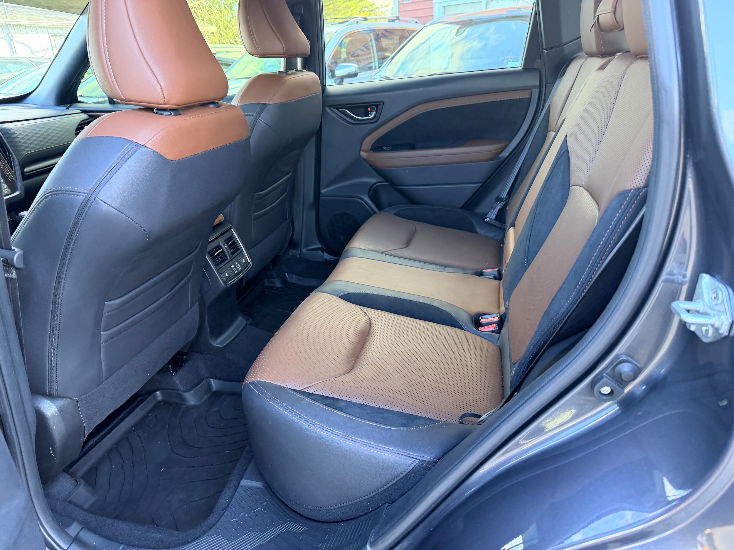 2025 Subaru Forester Touring - Photo 10