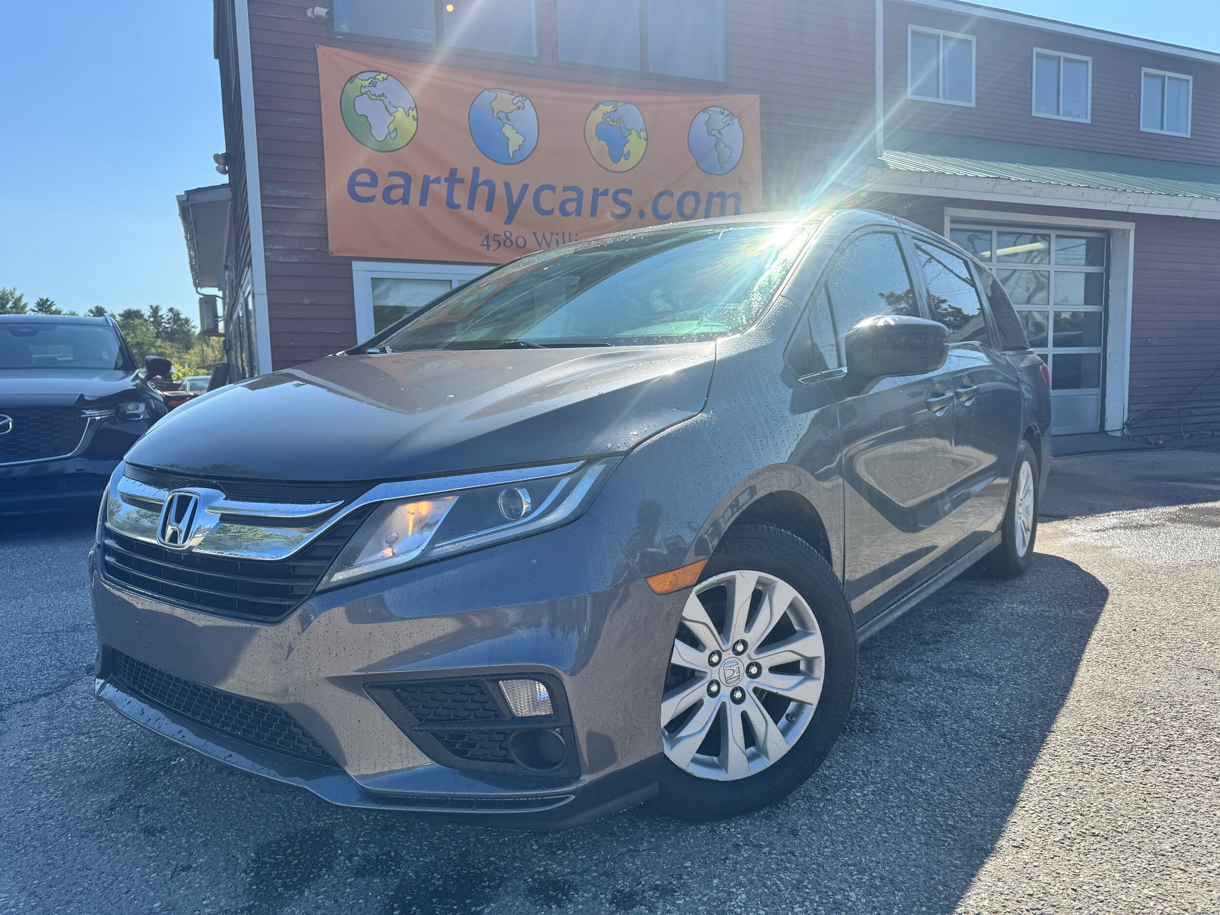 2018 Honda Odyssey LX photo 3