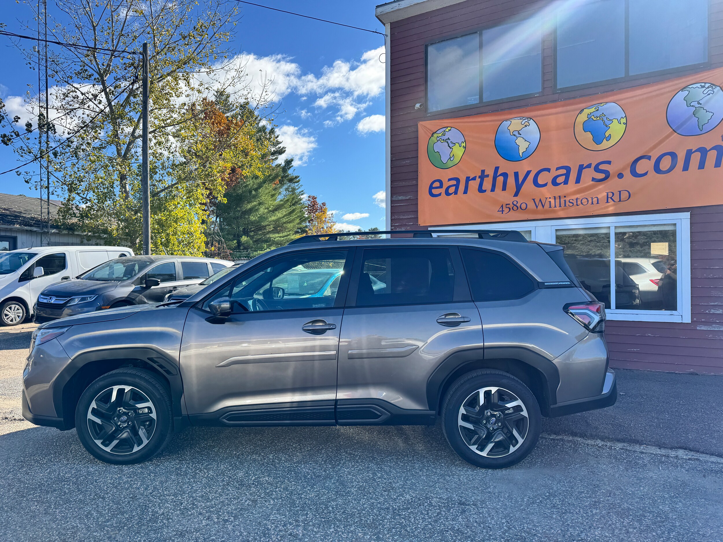 2025 Subaru Forester Limited photo 4