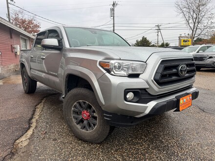 Featured Used 2022 Toyota Tacoma SR5 V6 Truck Double Cab 3TMCZ5ANXNM530149 for Sale near Burlington, VT