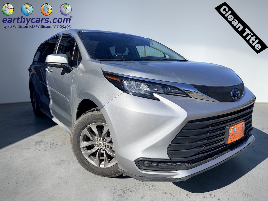 Used 2023 Toyota Sienna LE 8 Passenger Van Passenger Van