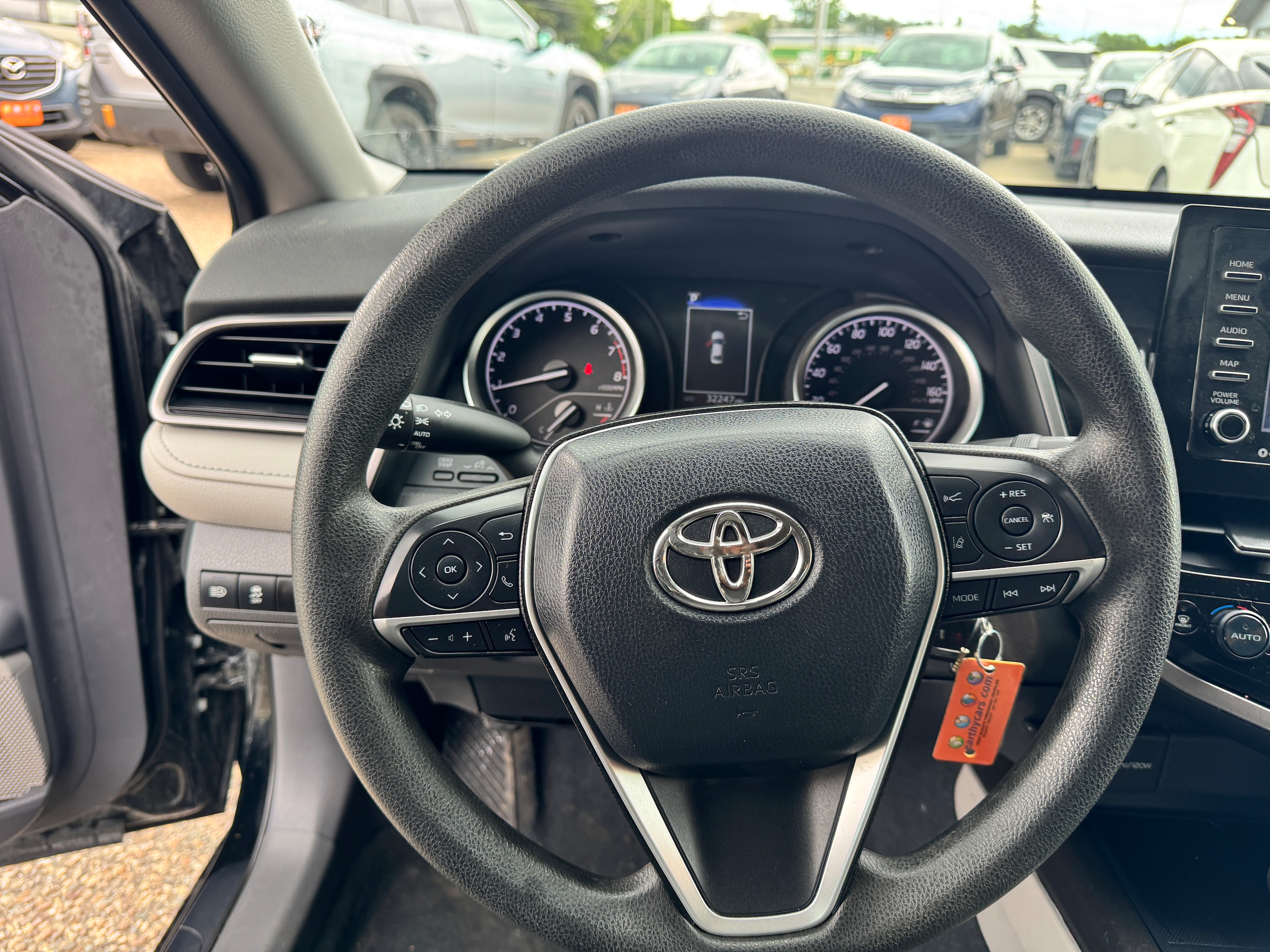 2024 Toyota Camry LE - Photo 17
