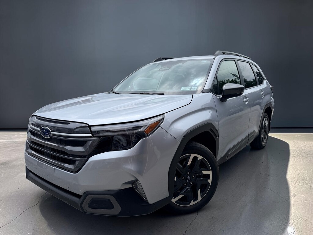 Used 2025 Subaru Forester Limited SUV