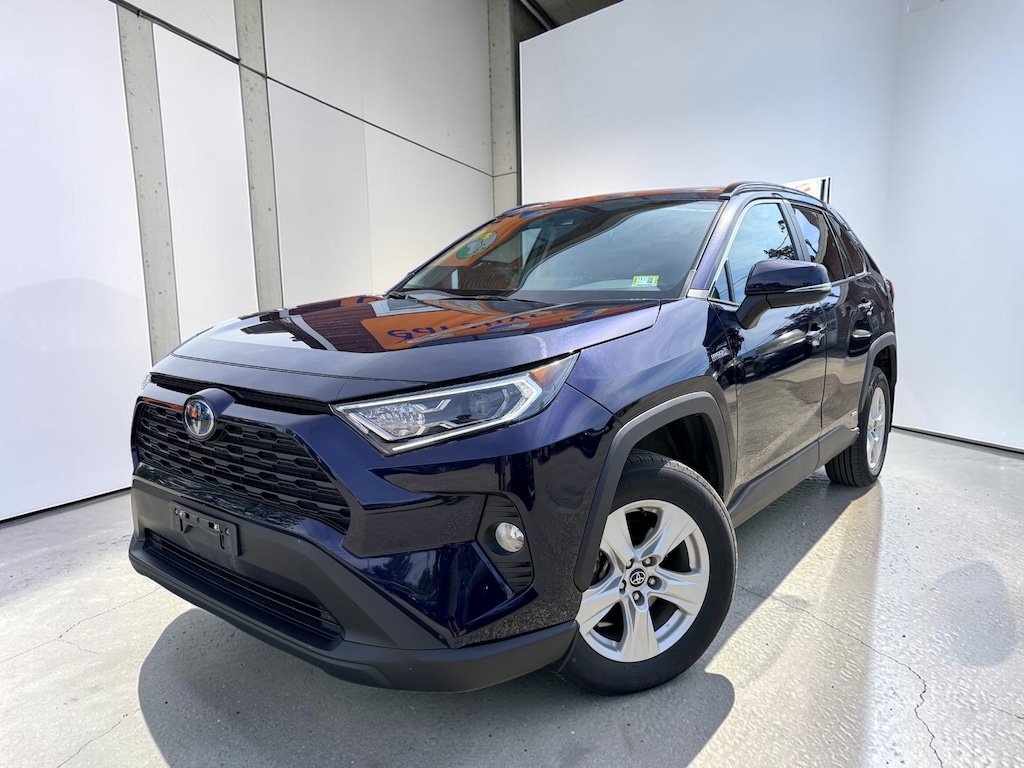 Used 2021 Toyota RAV4 Hybrid XLE SUV