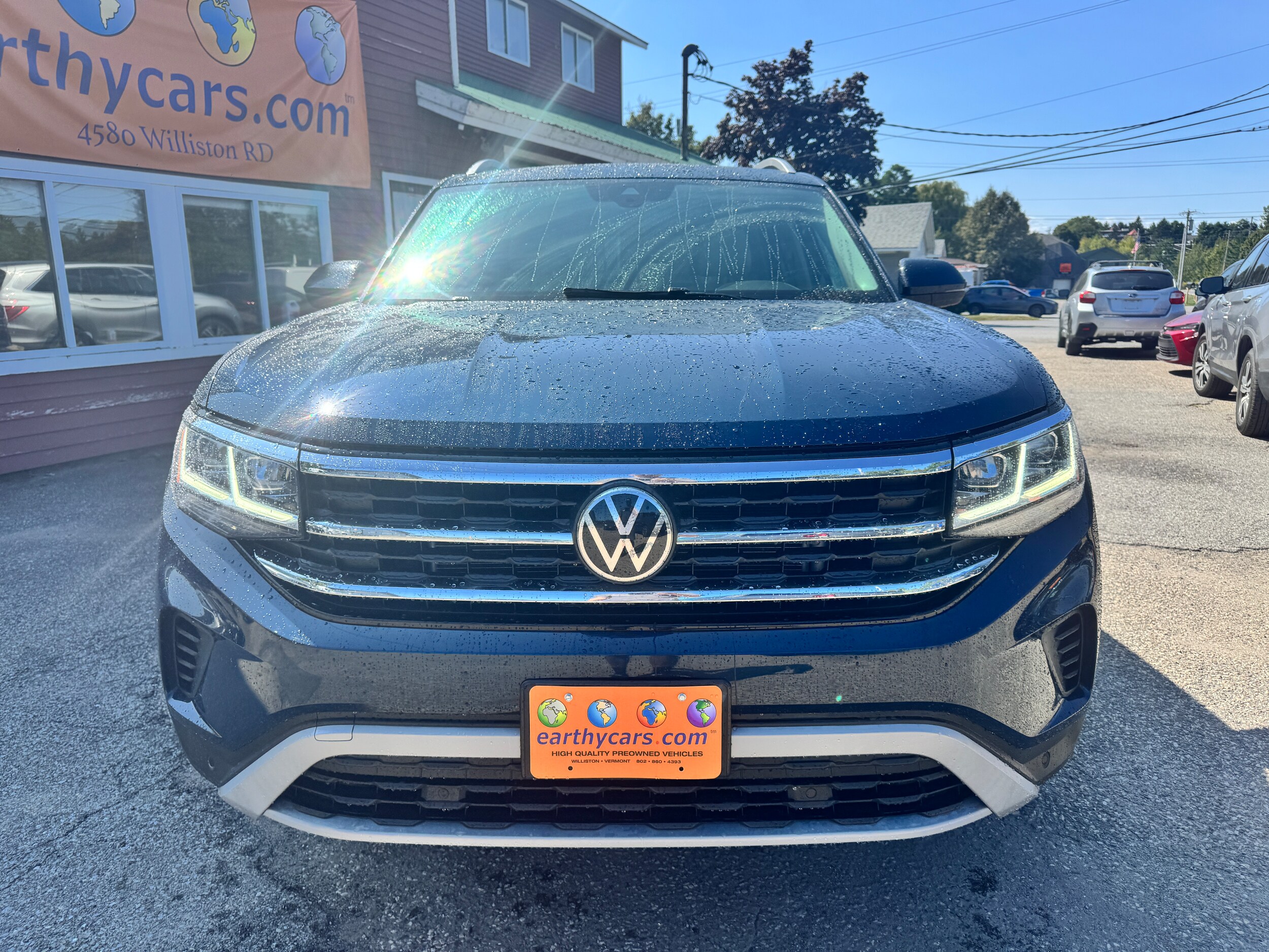 2022 Volkswagen Atlas SEL photo 2