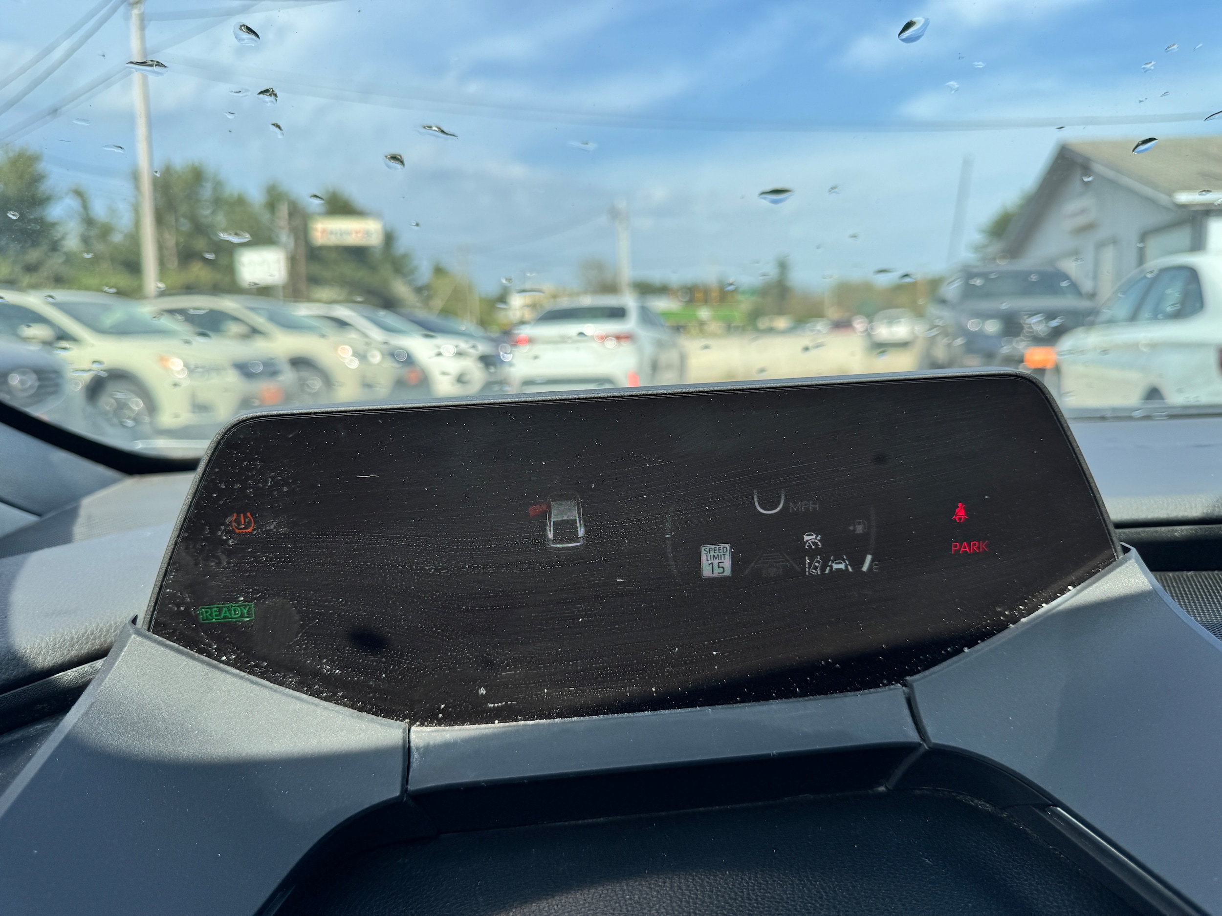 2024 Toyota Prius LE - Photo 16