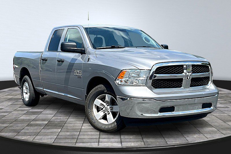 2024 Ram 1500 Classic SLT photo 2
