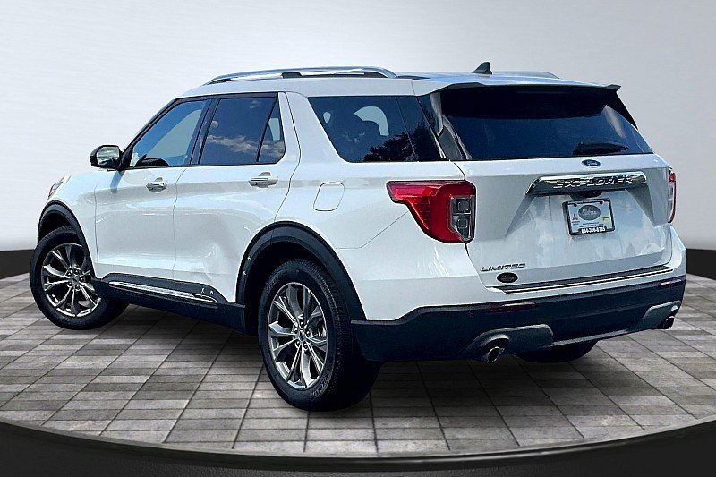 2024 Ford Explorer Limited photo 4