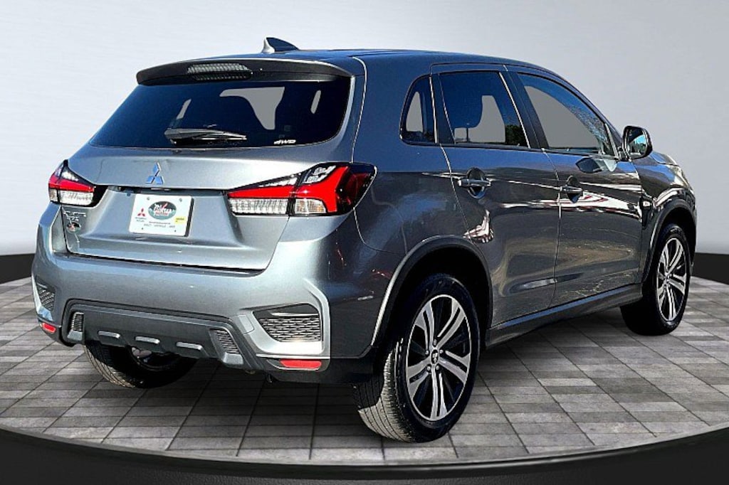 Used 2023 Mitsubishi Outlander Sport 2.0 ES SUV