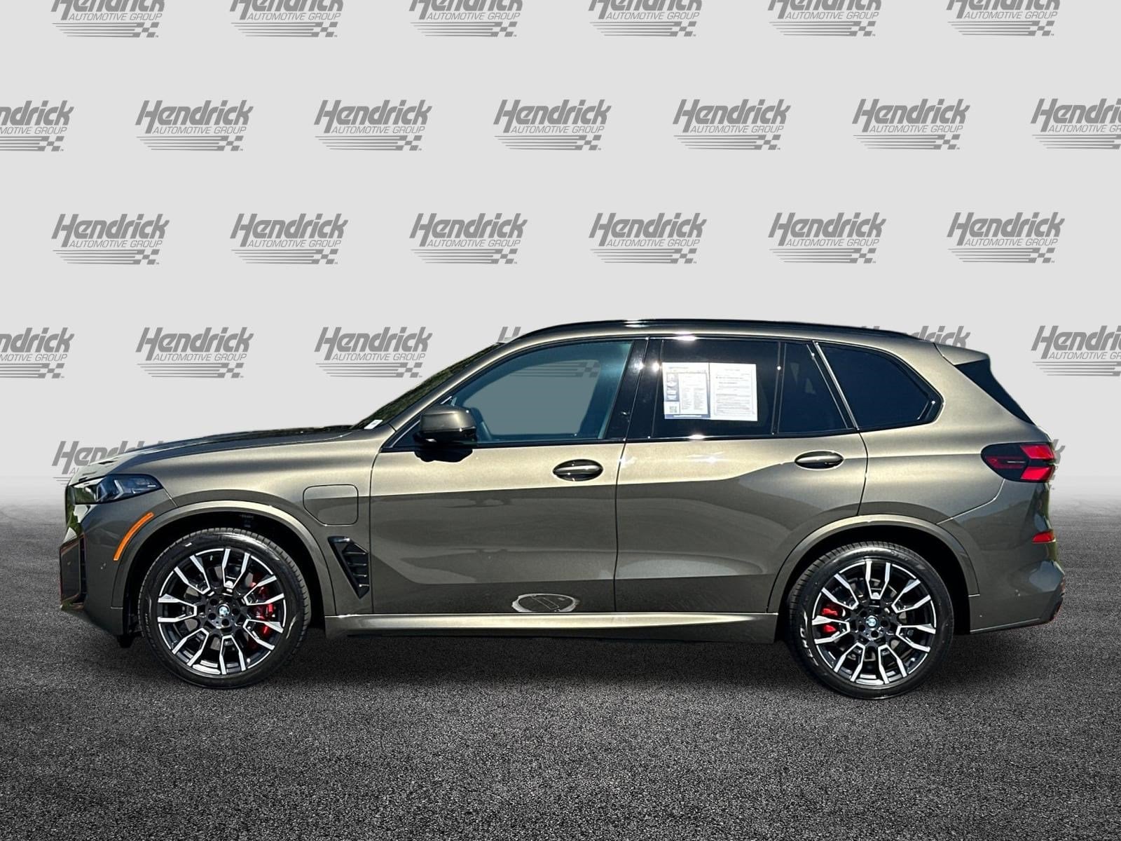 2026 BMW X5 xDrive50e photo 3