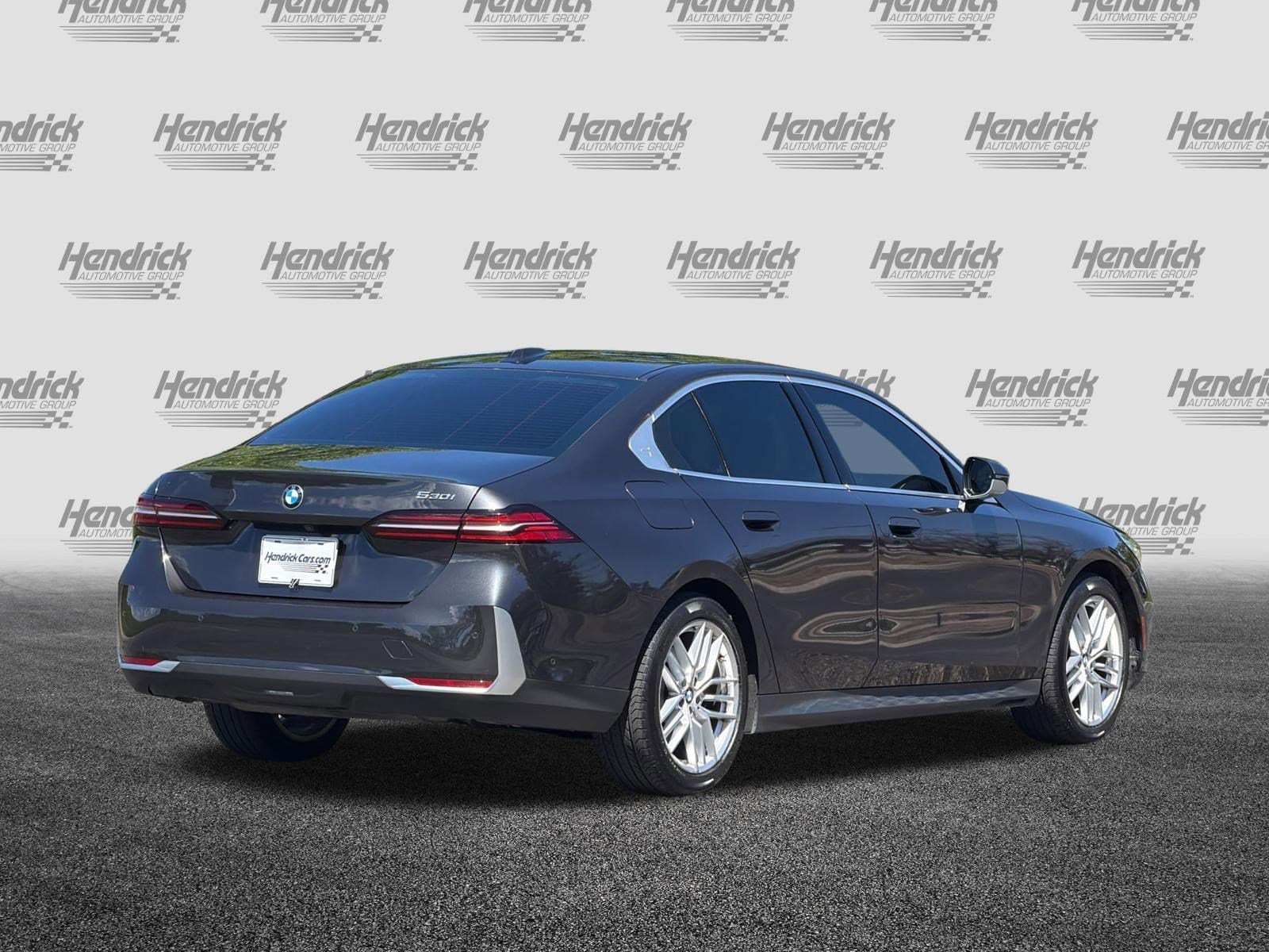 2024 BMW 5 Series 530i photo 4