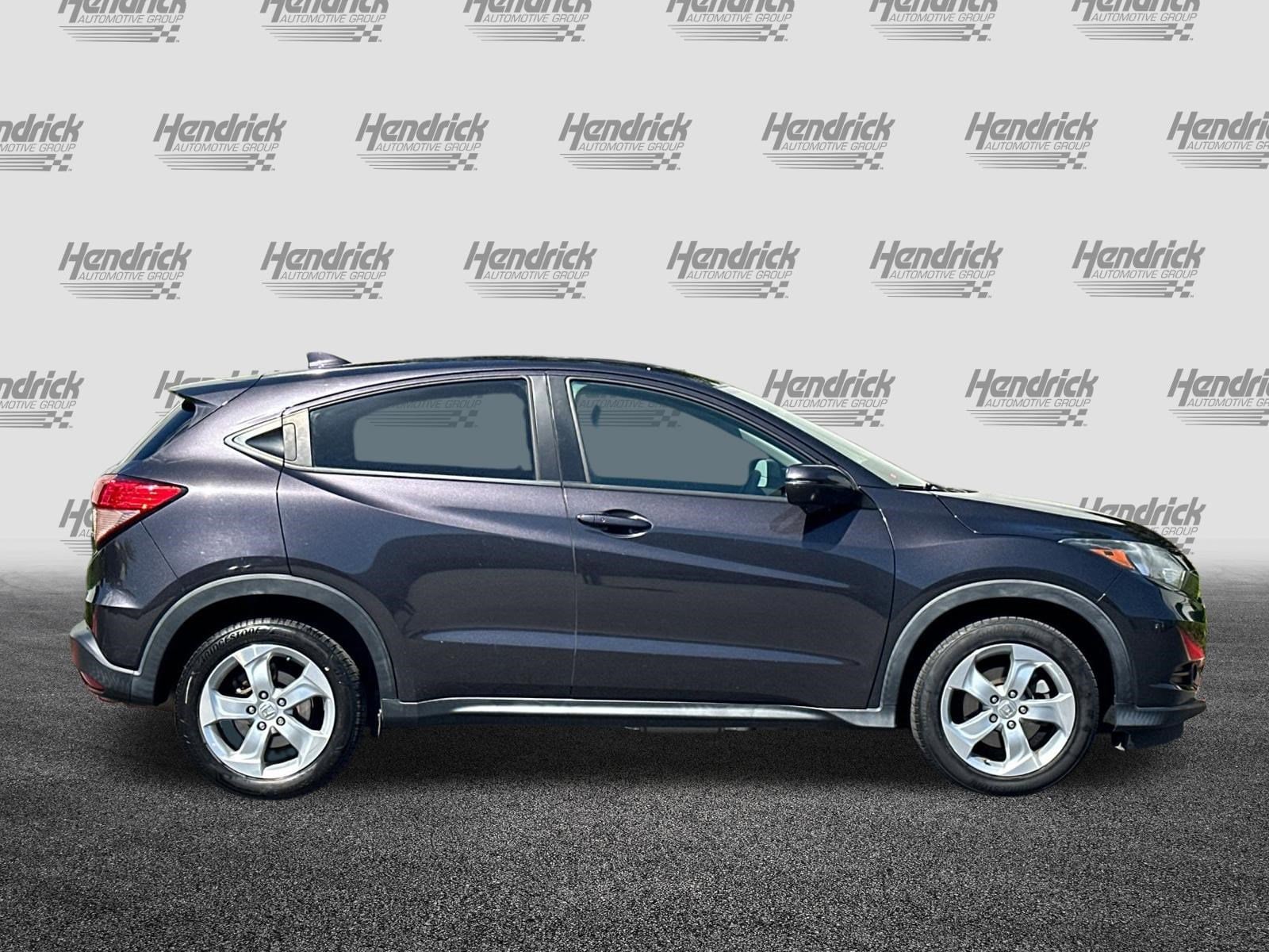 2016 Honda HR-V EX photo 2