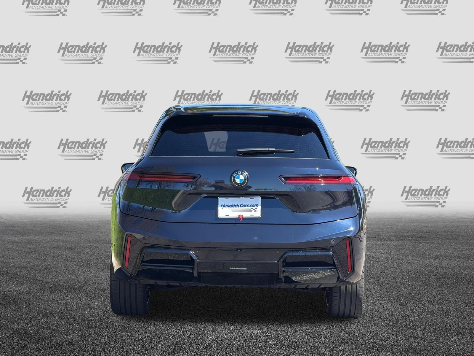 2026 BMW iX xDrive60 photo 5