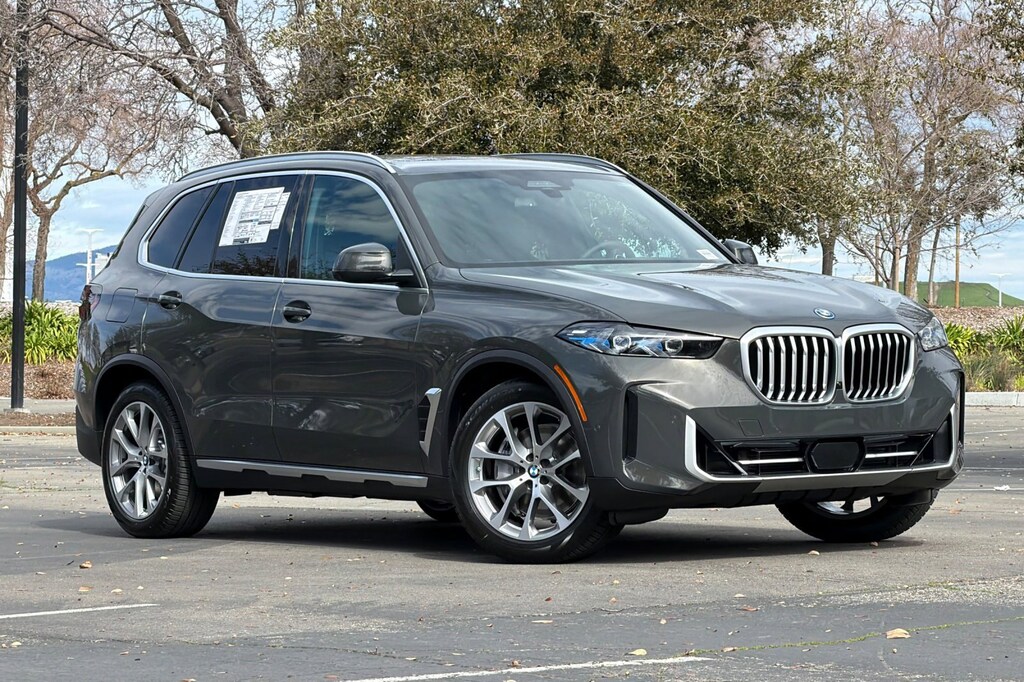 New 2026 BMW X5 xDrive50e SUV