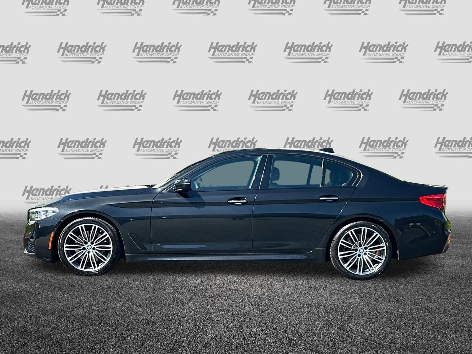 2018 BMW 5 Series 530i photo 3