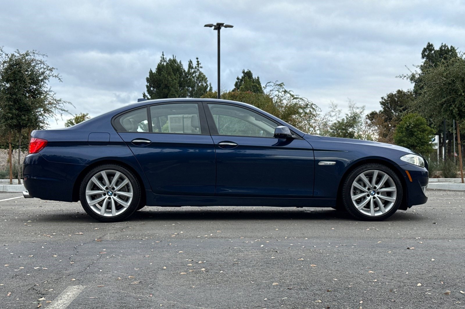 2011 Bmw 535i 5-Series photo 3