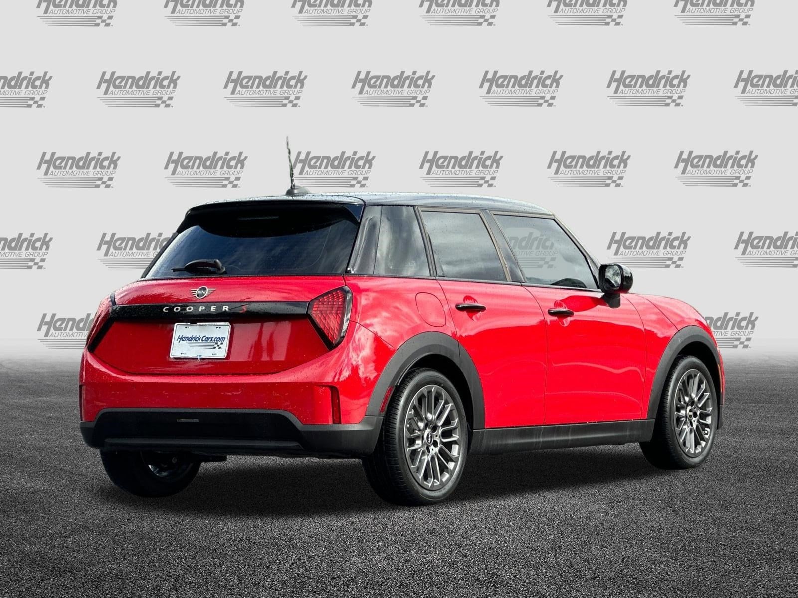 2025 MINI Hardtop 4 Door Cooper S photo 4