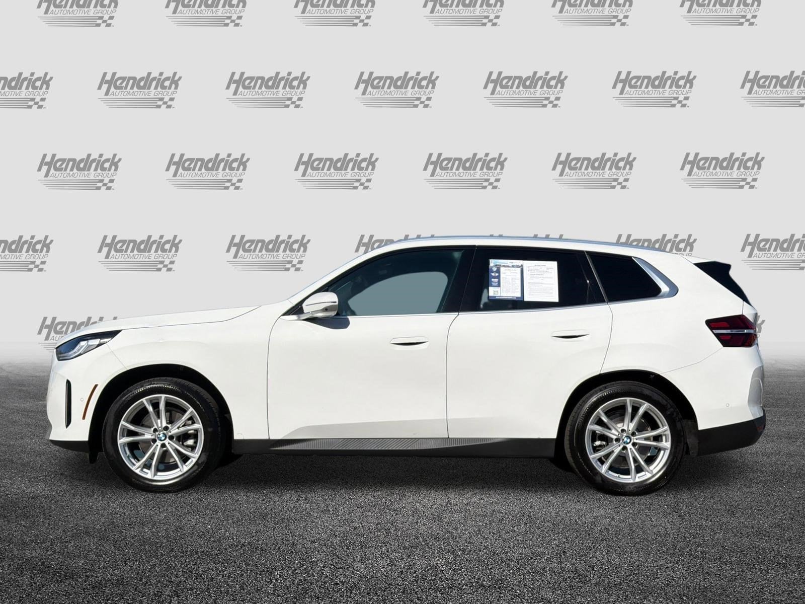 2025 BMW X3 30 xDrive photo 3