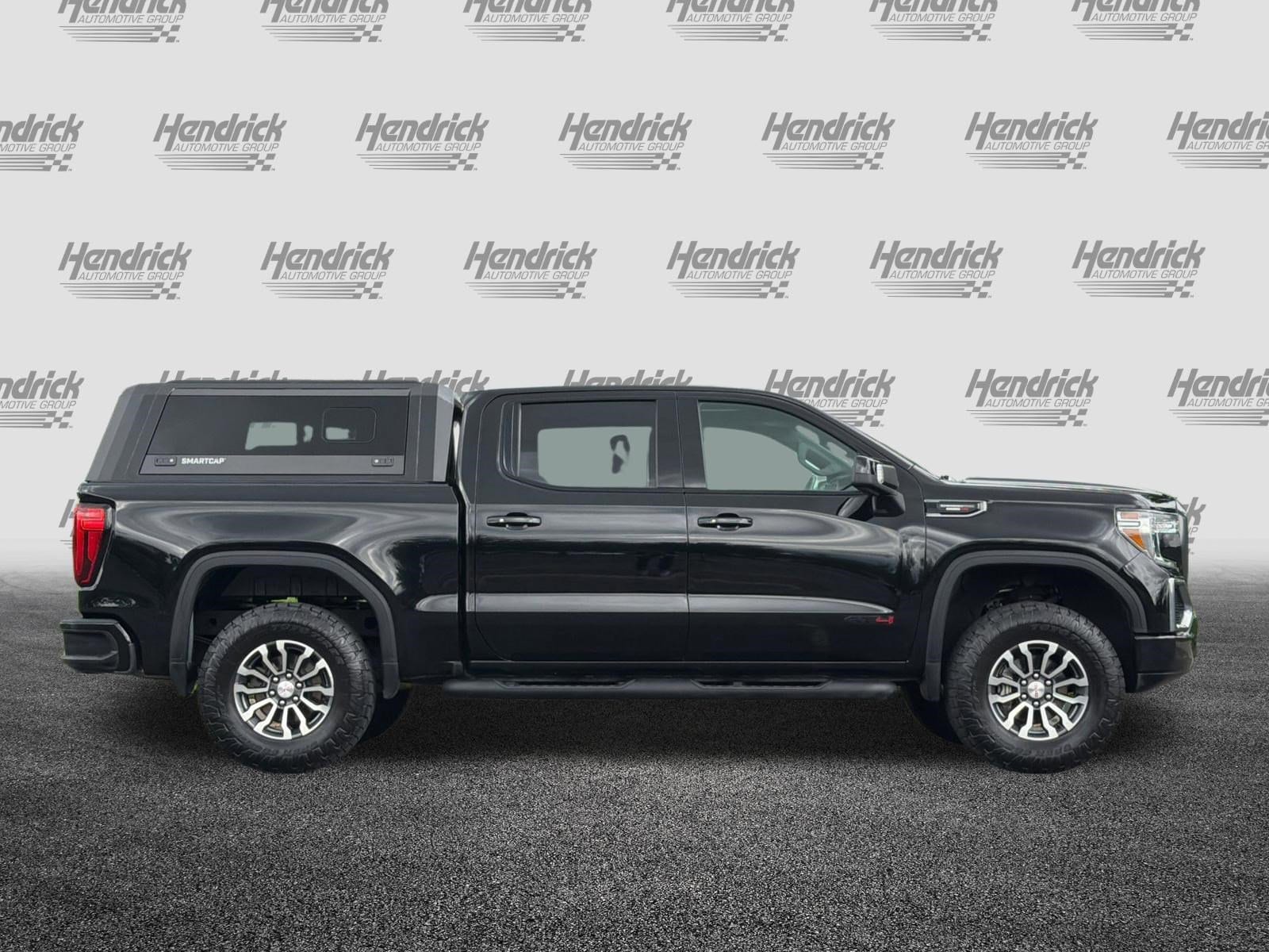 2021 GMC Sierra 1500 AT4 4WD Crew Cab photo 2