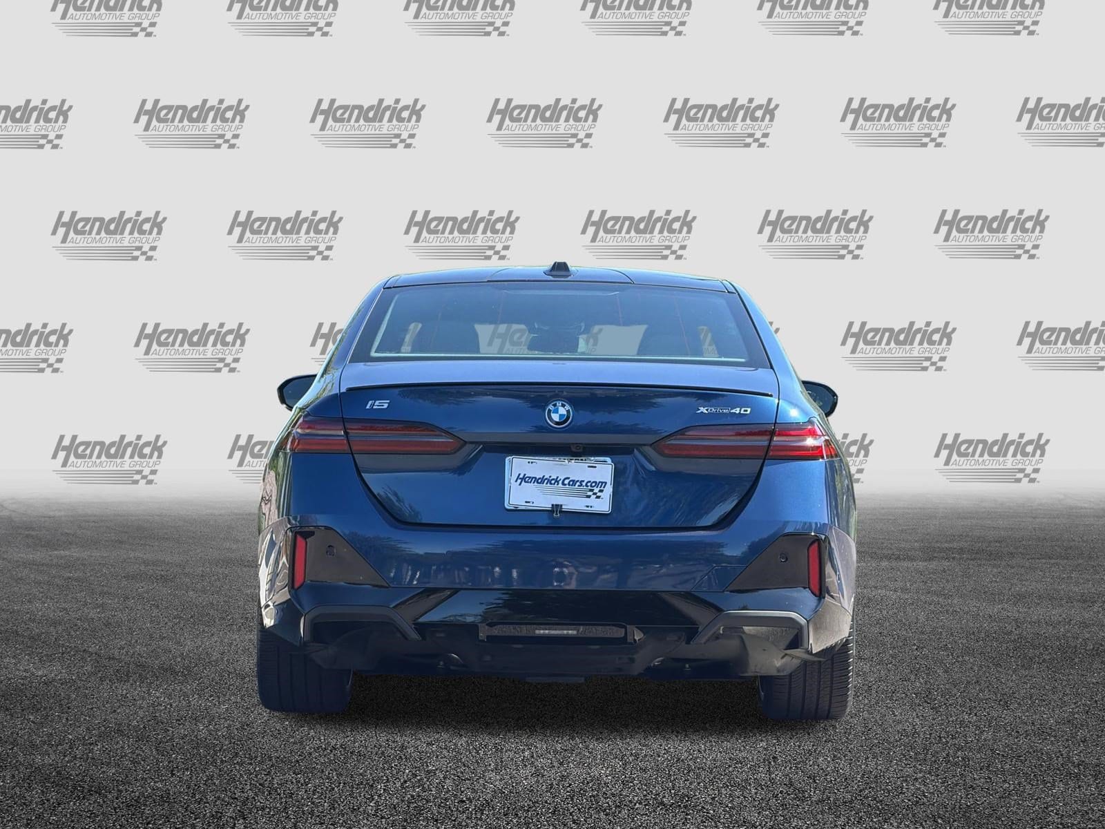 2025 BMW i5 xDrive40 photo 5