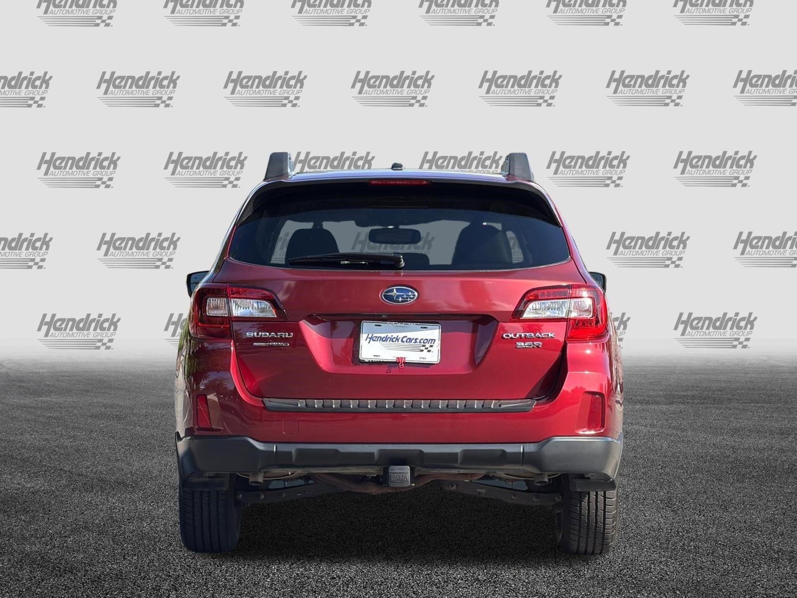 2015 Subaru Outback 3.6R Limited photo 4