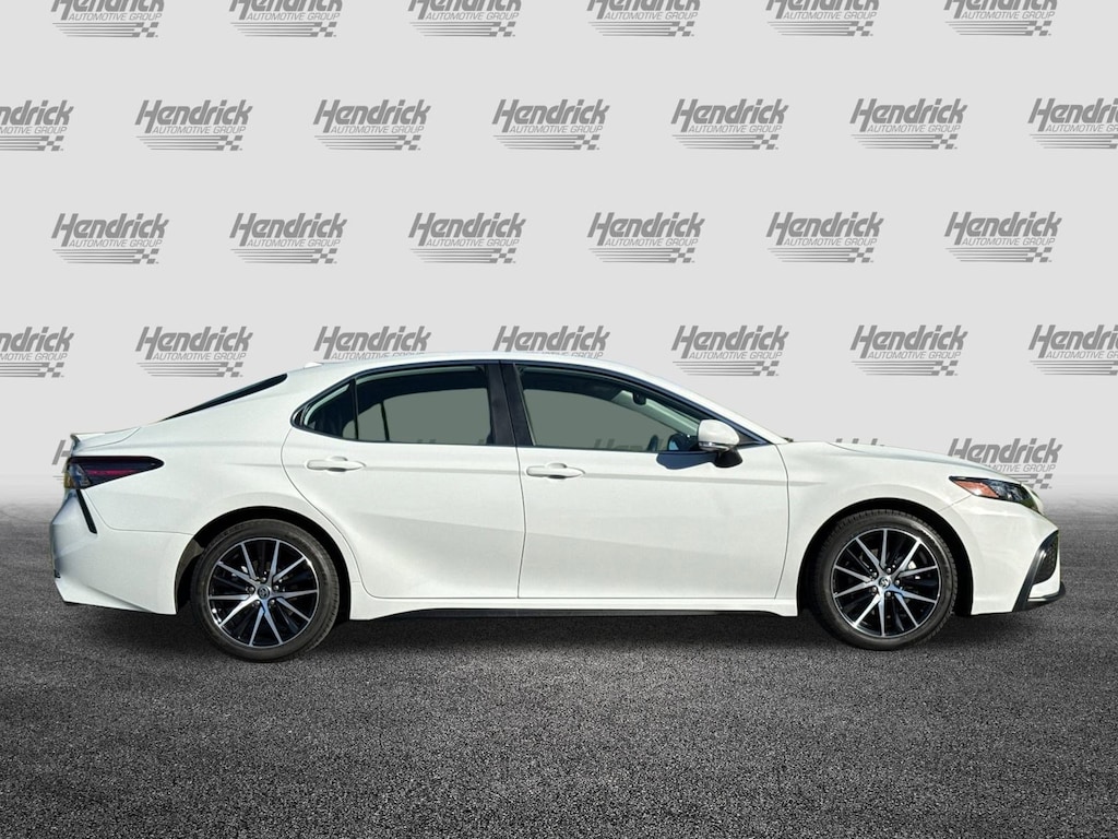 Used 2023 Toyota Camry SE Sedan