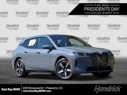 2026 BMW iX xDrive60 SUV