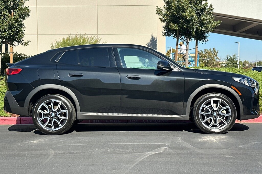Used 2025 BMW X2 xDrive28i SUV